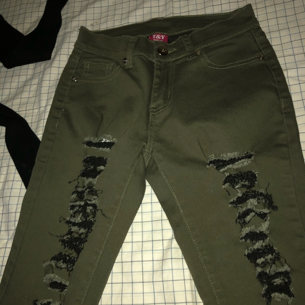 Ripped Jeans